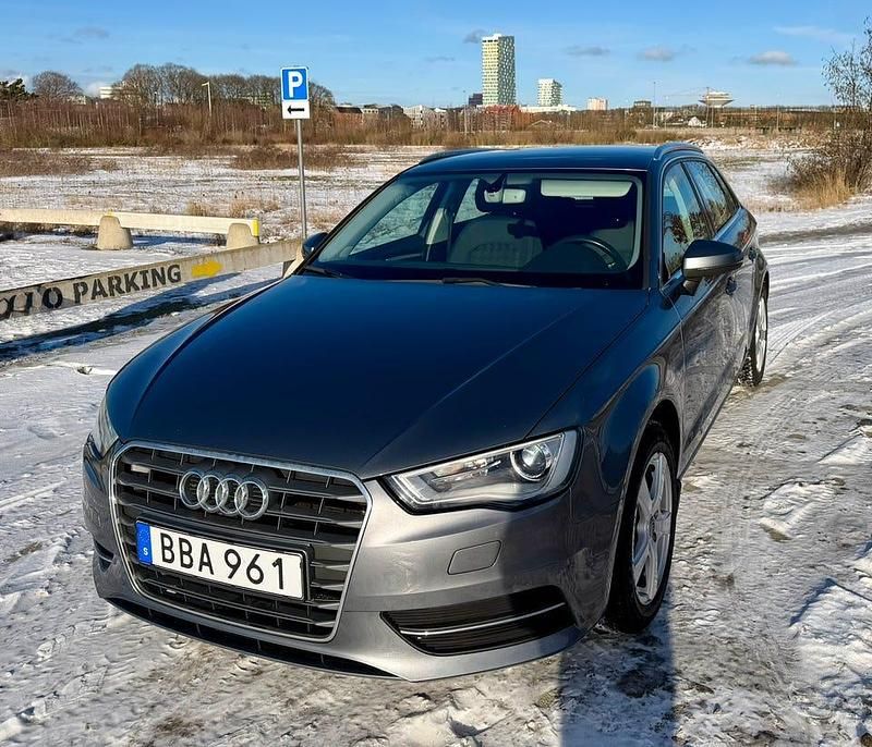 Metallic Begagnad 2016 Audi A3 | 139 000 kr (Marknadspris) - Bild 1/4