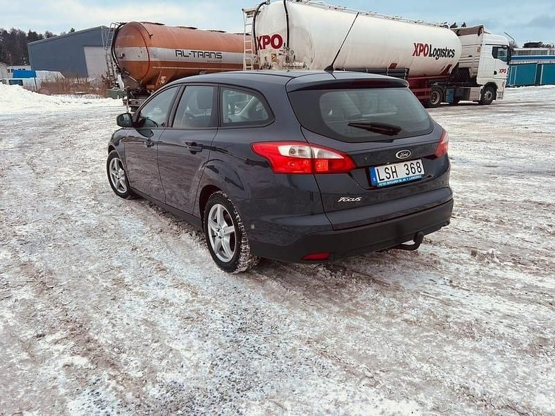 Begagnad Ford Focus 95 HK (69 kW) 2011 Kombi