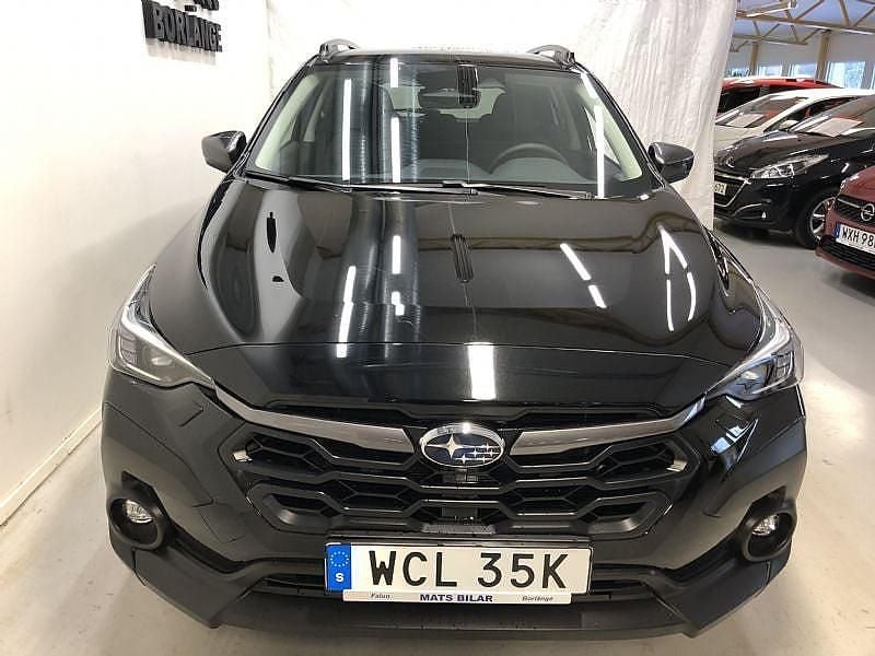 Begagnad Subaru Crosstrek 136 HK (100 kW) 2024 Svart SUV