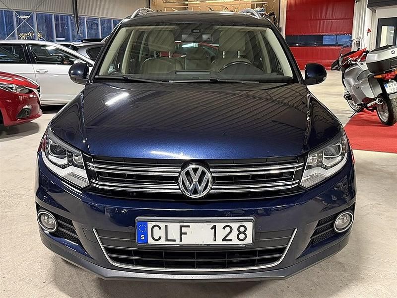 Begagnad VW Tiguan 177 HK (130 kW) 2013 Blå metallic SUV