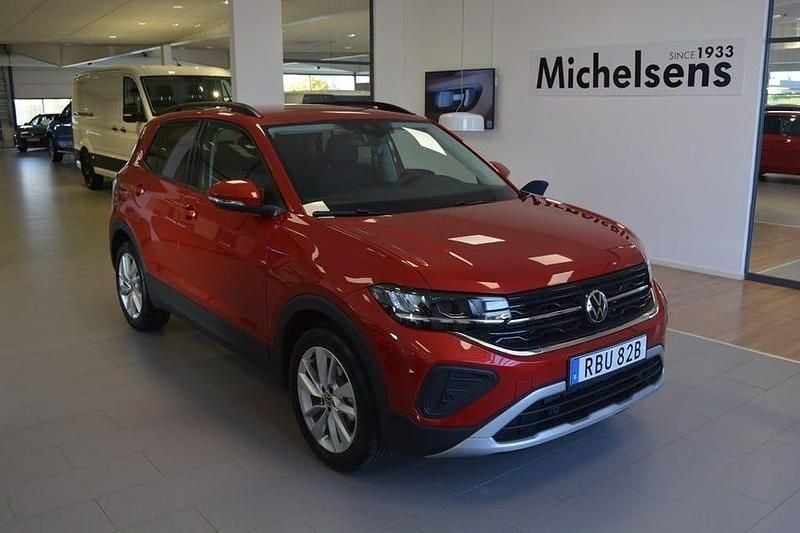 Röd Ny 2025 VW T-Cross Edition SUV | 319 900 kr (Marknadspris) - Bild 1/4