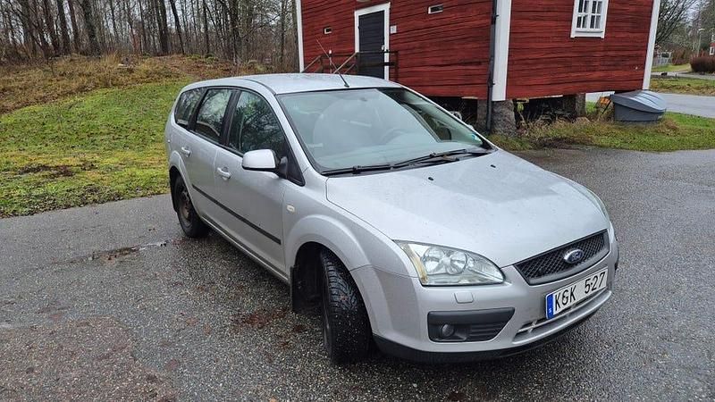 Begagnad 2007 Ford Focus Kombi | 22 000 kr - Bild 1/2