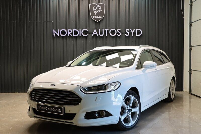 Vit Begagnad 2014 Ford Mondeo Titanium Kombi | 129 900 kr (Dyr) - Bild 1/4