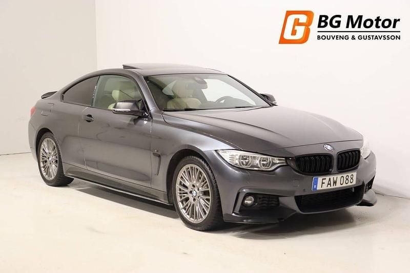 Grå Begagnad 2013 BMW 428 M Sport Sportkupé | 184 900 kr (Marknadspris) - Bild 1/4