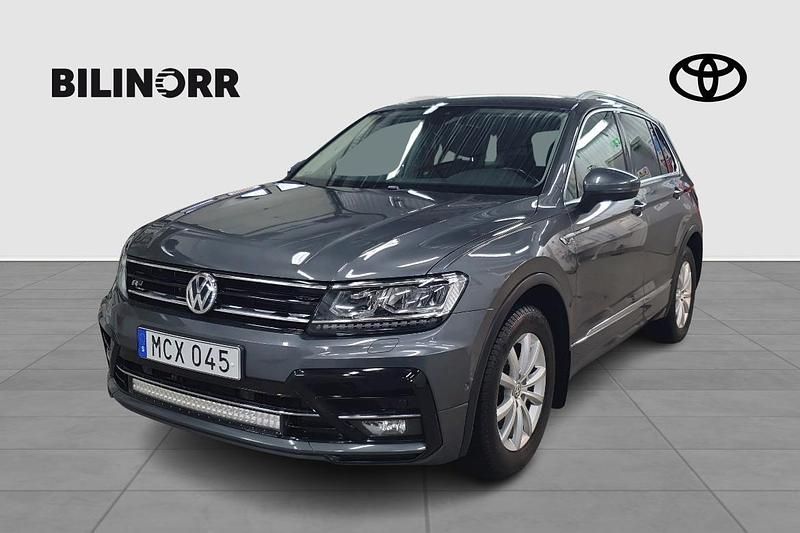 Grå Begagnad 2018 VW Tiguan SUV | 259 900 kr (Bra pris) - Bild 1/4