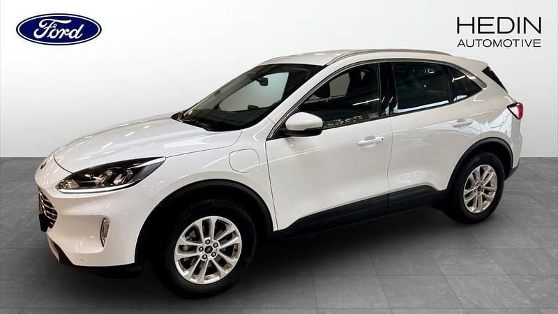 Frozen white Begagnad 2022 Ford Kuga Titanium SUV | 259 900 kr (Marknadspris) - Bild 1/4