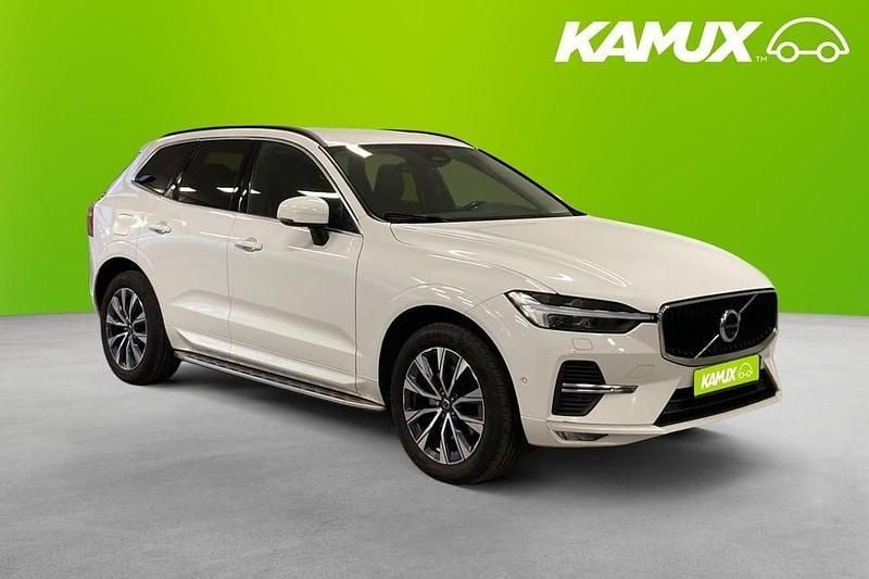 Begagnad Volvo XC60 Momentum 197 HK (144 kW) 2022 Vit SUV