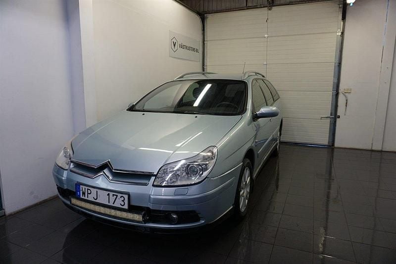 Silver Begagnad 2005 Citroën C5 Exclusive Kombi | 27 900 kr (Marknadspris) - Bild 1/4