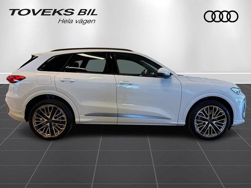 Begagnad Audi Q5 S-Line 204 HK (150 kW) 2025 Vit SUV