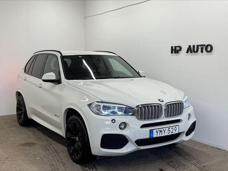 Vit Begagnad 2017 BMW X5 M Sport SUV | 279 900 kr (Bra pris) - Bild 1/4