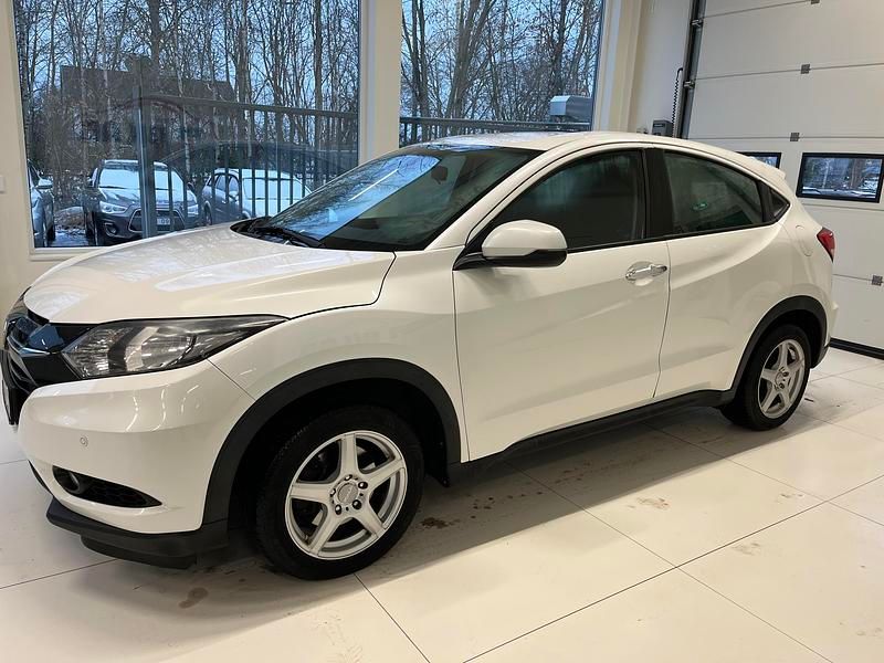 Begagnad Honda HR-V 121 HK (88 kW) 2015 Vit SUV