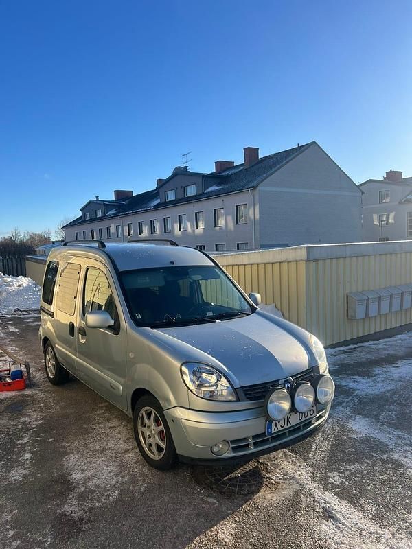 Begagnad Renault Kangoo 95 HK (69 kW) 2006