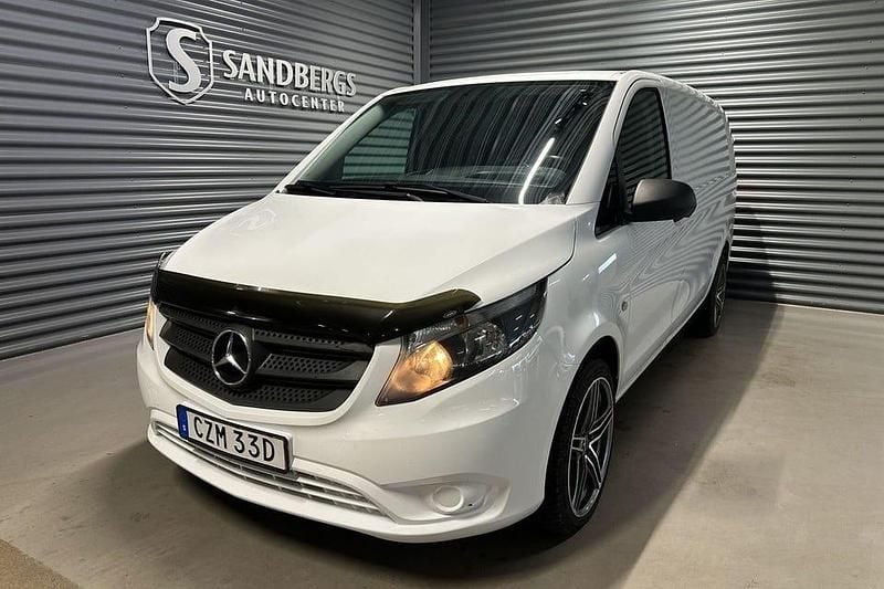 Vit Begagnad 2020 Mercedes Vito Van | 224 500 kr (Marknadspris) - Bild 1/4
