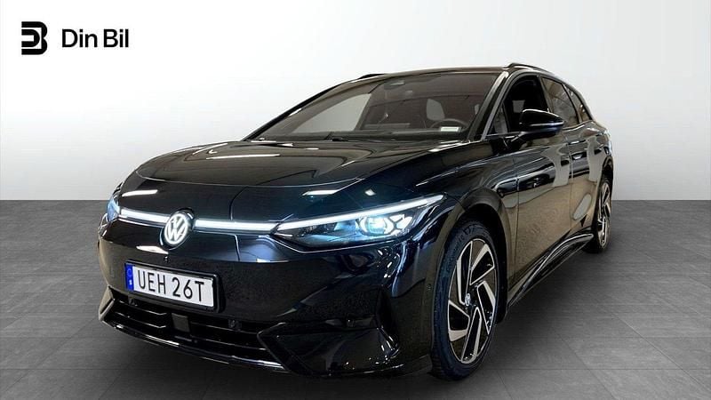 Svart Begagnad 2024 VW ID.7 Pro Kombi | 569 800 kr (Marknadspris) - Bild 1/4