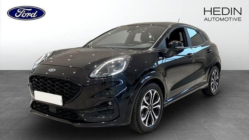 Svart Begagnad 2022 Ford Puma ST-Line Halvkombi | 209 000 kr (Marknadspris) - Bild 1/4