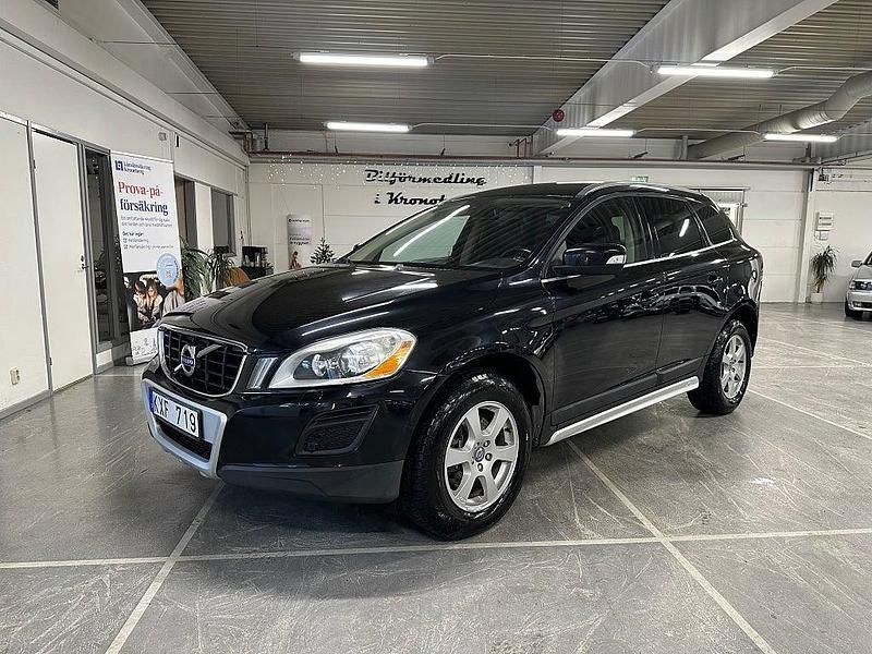Svart Begagnad 2010 Volvo XC60 Summum SUV | 124 900 kr (Bra pris) - Bild 1/4