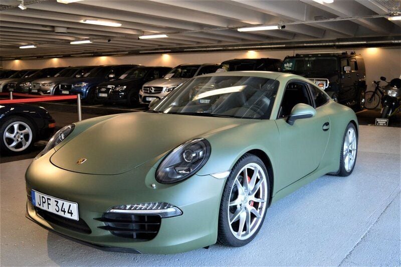 Svart (svartmetallic) Begagnad 2012 Porsche 911 Carrera S Sport Sportkupé | 1 159 900 kr - Bild 1/3