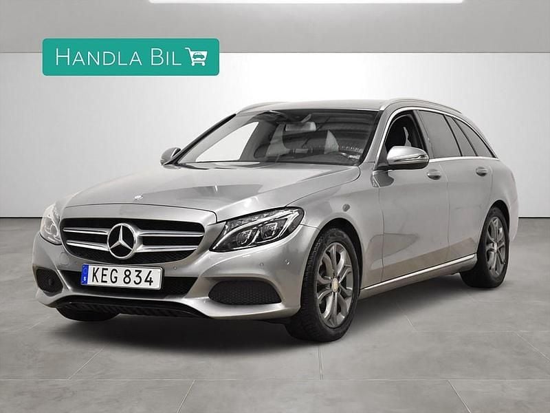 Begagnad Mercedes C220 Avantgarde 170 HK (125 kW) 2015 Silver Kombi