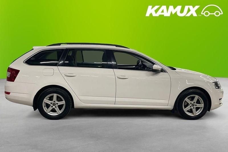 Begagnad Skoda Octavia 110 HK (80 kW) 2017 Vit Kombi