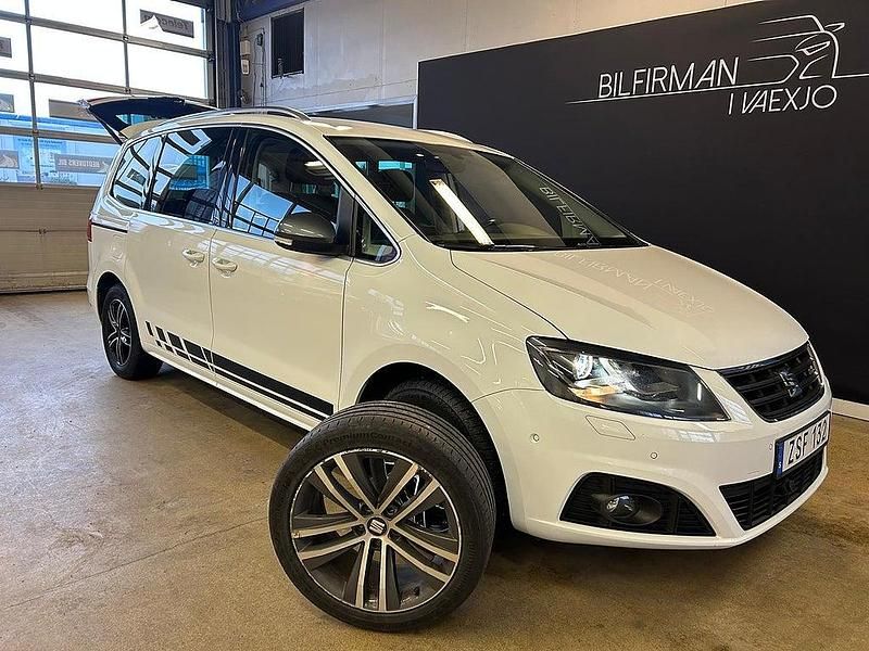 Begagnad Seat Alhambra 4Drive 184 HK (135 kW) 2017 Vit Minibuss