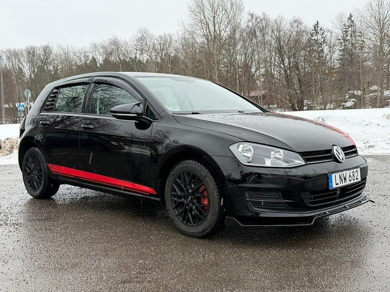 Begagnad VW Golf VII 122 HK (89 kW) 2015