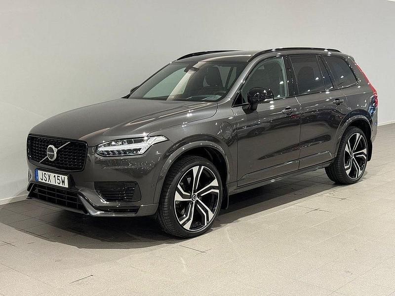 Grå Begagnad 2023 Volvo XC90 Ultimate SUV | 739 500 kr (Marknadspris) - Bild 1/3