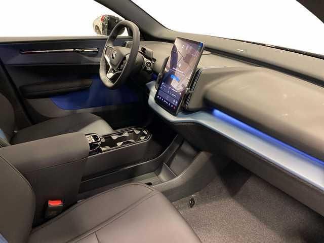 Ny Volvo EX30 199 kW (271 HK) 2026 SUV