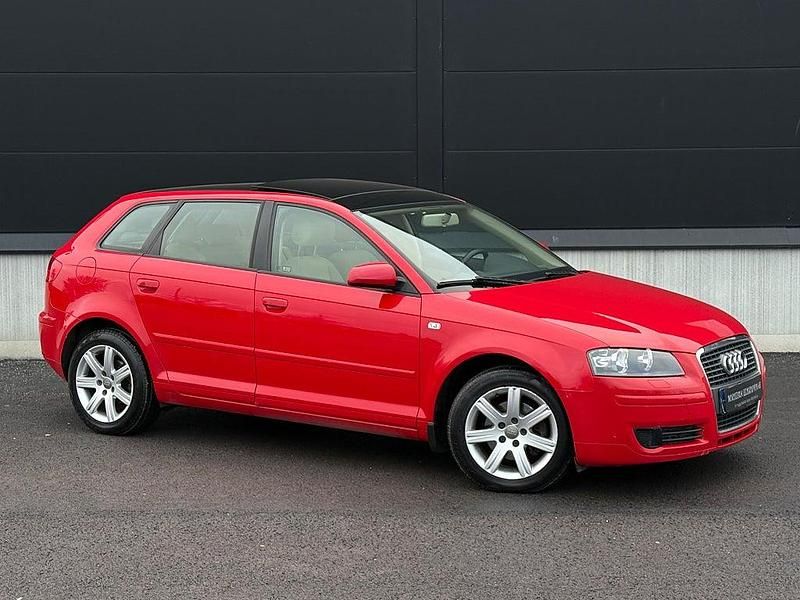 Begagnad Audi A3 Sportback Attraction 160 HK (117 kW) 2007 Röd Halvkombi