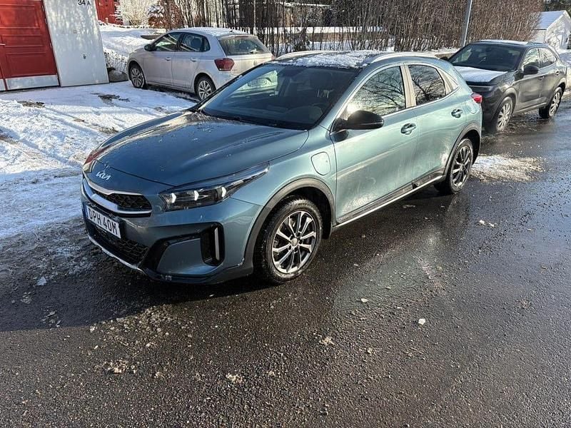 Begagnad Kia XCeed Advance 141 HK (103 kW) 2023 Yuca steel gray ni SUV