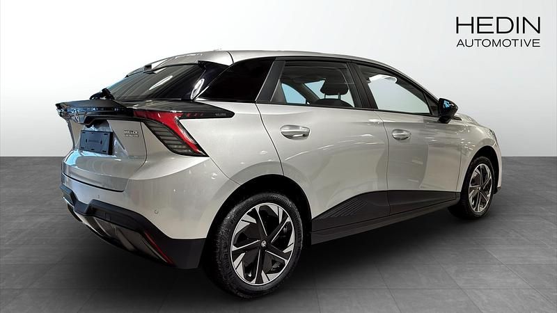 Begagnad MG MG4 EV 2024 Grå Halvkombi