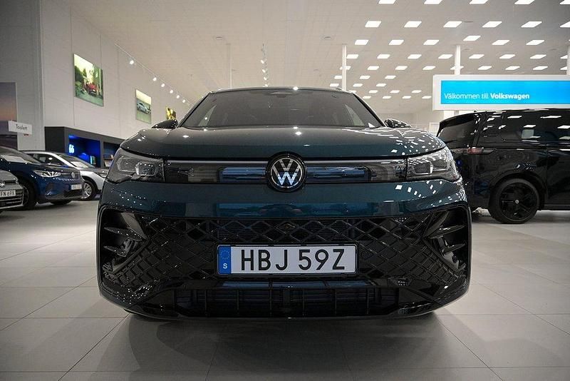 Ny VW Tiguan R-line Edition 193 HK (141 kW) 2026 Svart SUV