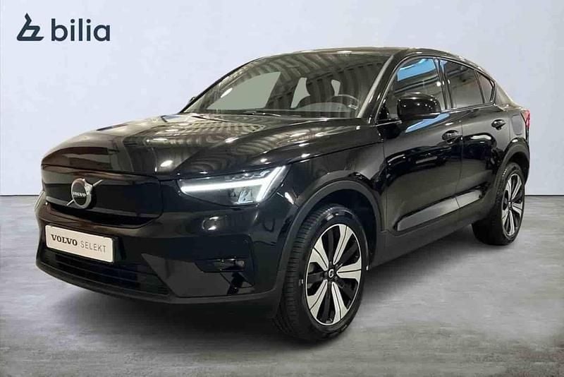 Svart Begagnad 2023 Volvo EC40 Single Motor SUV | 339 900 kr (Marknadspris) - Bild 1/1