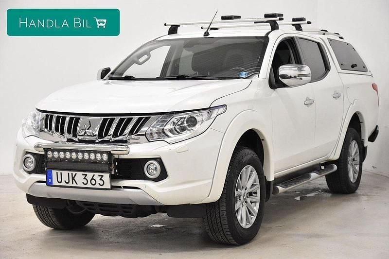 Vit Begagnad 2016 Mitsubishi L200 Pickup | 229 900 kr (Marknadspris) - Bild 1/4