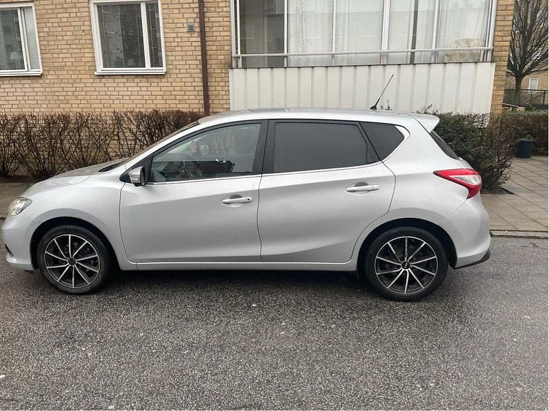 Silver Begagnad 2017 Nissan Pulsar Halvkombi | 45 000 kr (Superpris) - Bild 1/4