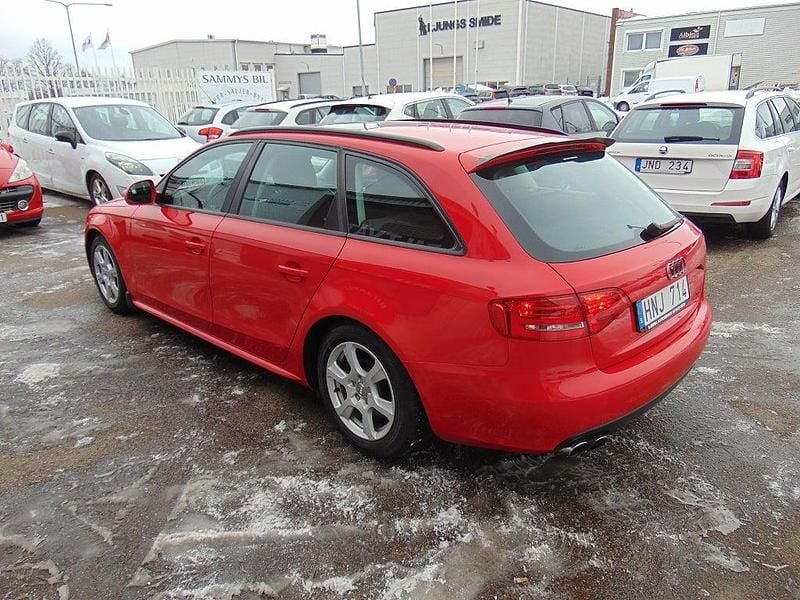 Begagnad Audi A4 160 HK (117 kW) 2008 Röd Kombi