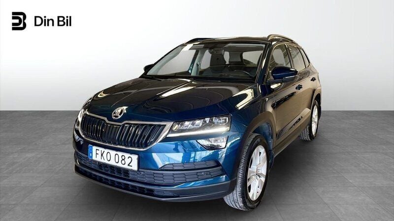 Blå Begagnad 2018 Skoda Karoq SUV | 179 900 kr (Marknadspris) - Bild 1/4