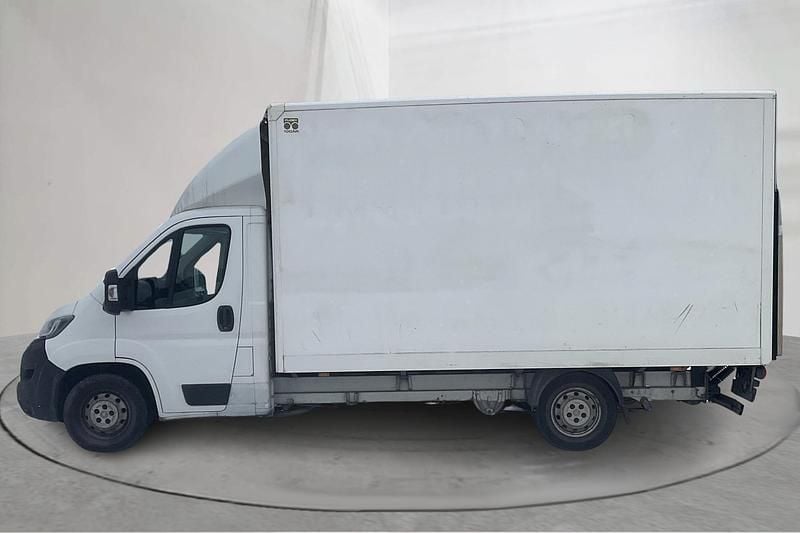 Begagnad Peugeot Boxer 163 HK (119 kW) 2018 Vit Van