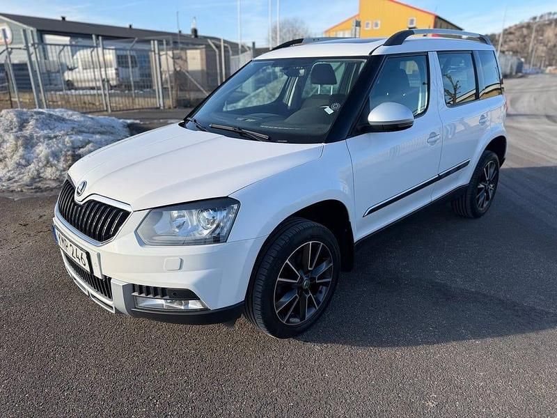 Begagnad Skoda Yeti Outdoor 150 HK (110 kW) 2017 Vit SUV