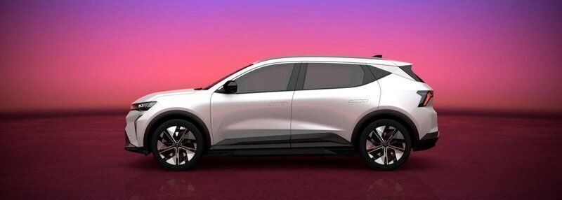 Begagnad Renault Scénic Evolution 150 kW (204 HK) 2024 Vit Minibuss