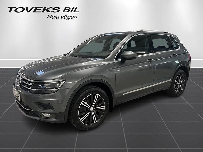 Silver Begagnad 2018 VW Tiguan SUV | 239 900 kr (Bra pris) - Bild 1/4