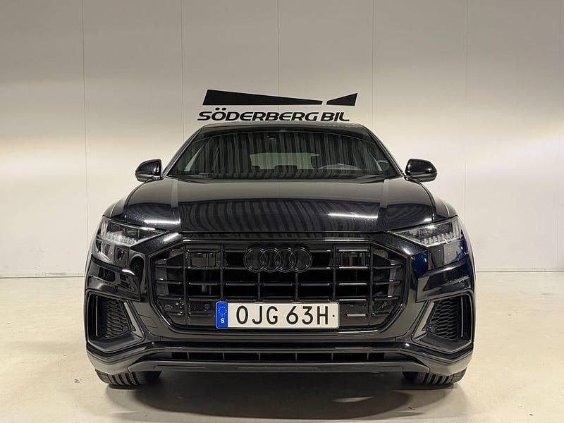 Begagnad Audi Q8 S-Line 286 HK (210 kW) 2019 Svart SUV
