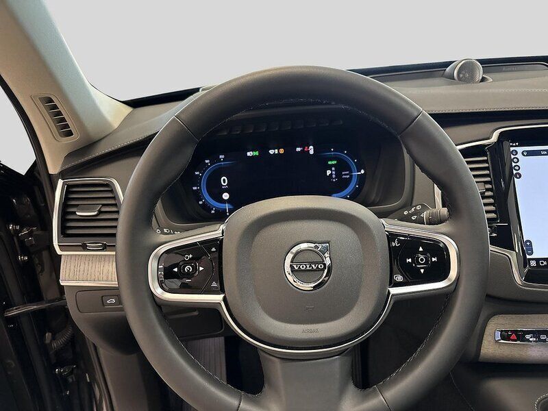 Begagnad Volvo XC90 Ultra 456 HK (335 kW) 2024 Grå SUV