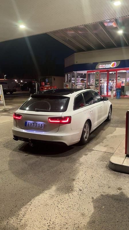 Begagnad Audi A6 177 HK (130 kW) 2012 Kombi