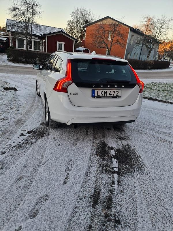 Begagnad Volvo V60 115 HK (84 kW) 2014 Kombi