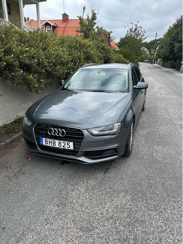 Grå Begagnad 2015 Audi A4 S-Line Kombi | 130 000 kr (Bra pris) - Bild 1/4