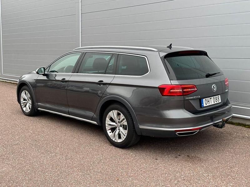 Begagnad VW Passat Alltrack 190 HK (139 kW) 2016 Mörkgrå Kombi
