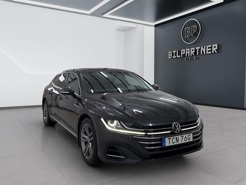 Begagnad VW Arteon R-line 200 HK (147 kW) 2021 Mörkgrå Kombi
