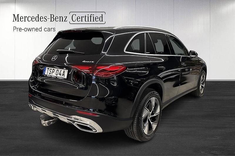 Begagnad Mercedes GLC300e 333 HK (244 kW) 2024 Svartmetallic SUV