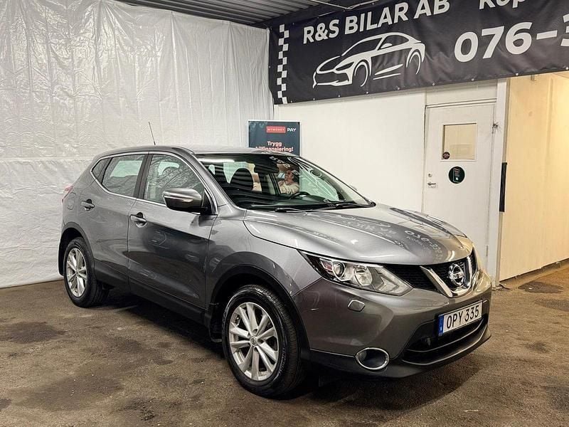 Grå Begagnad 2014 Nissan Qashqai SUV | 129 900 kr (Marknadspris) - Bild 1/4