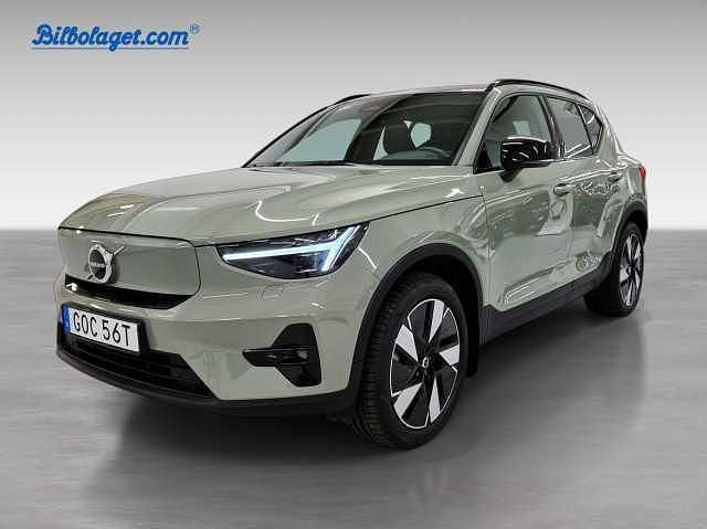 Grön Begagnad 2025 Volvo EX40 Plus SUV | 499 000 kr (Marknadspris) - Bild 1/3